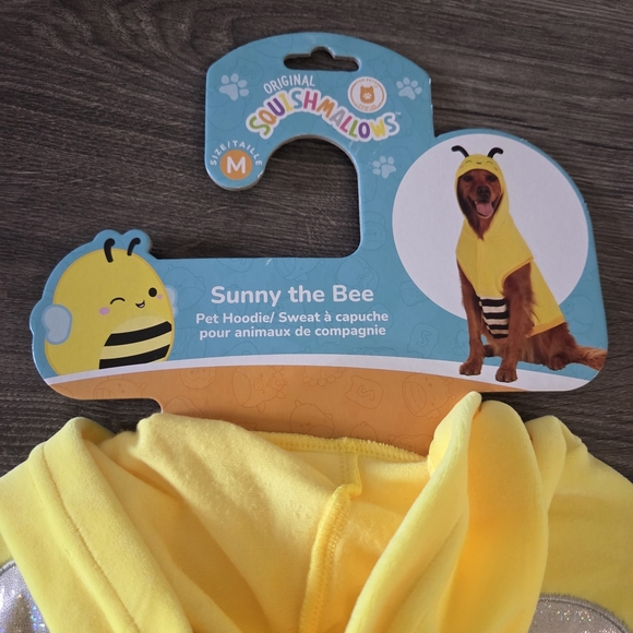 Squishmallows Sunny the Bee pet hoodie size M NWT - Picture 2 of 7
